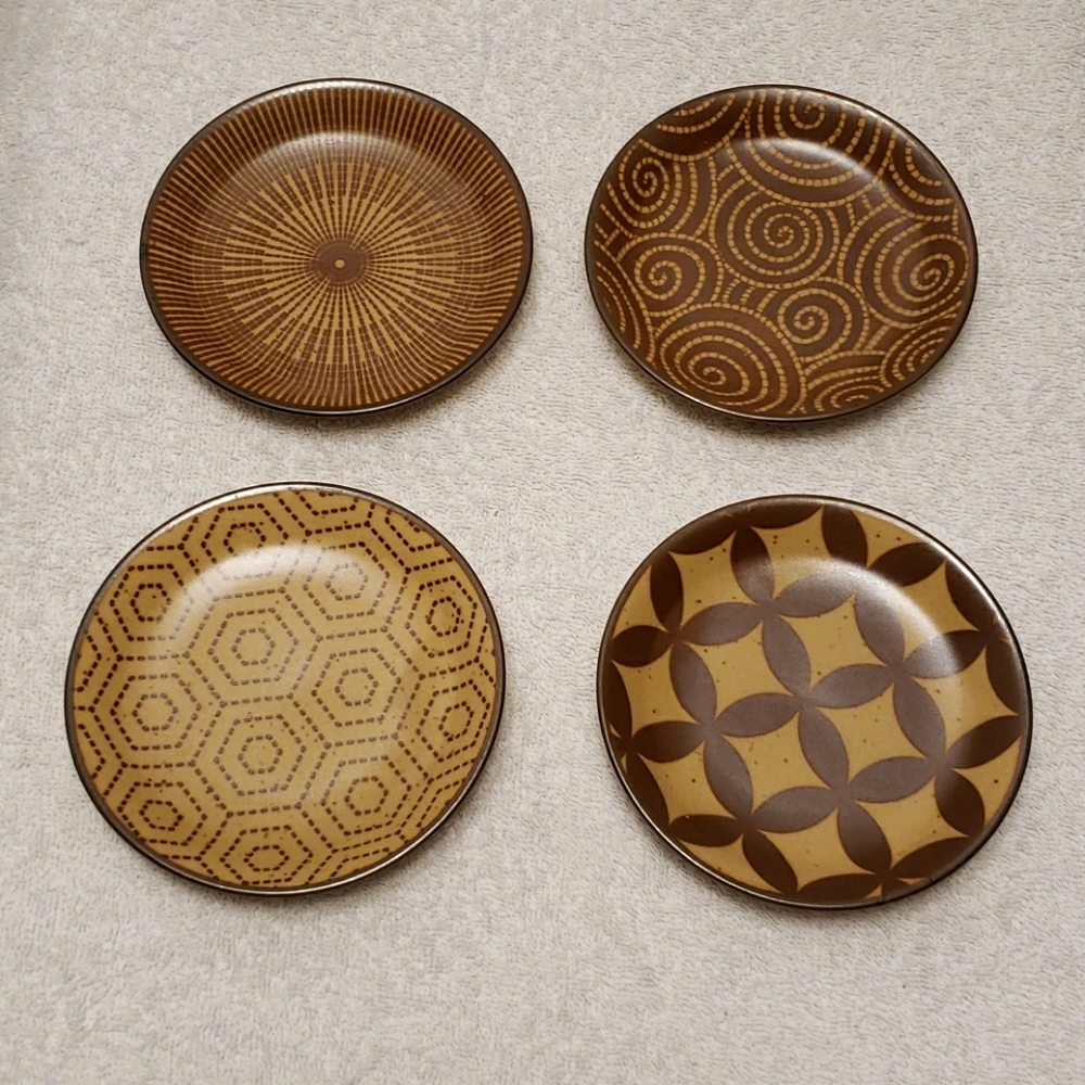 NEW Sushi dishes, set of 4, made in Japan